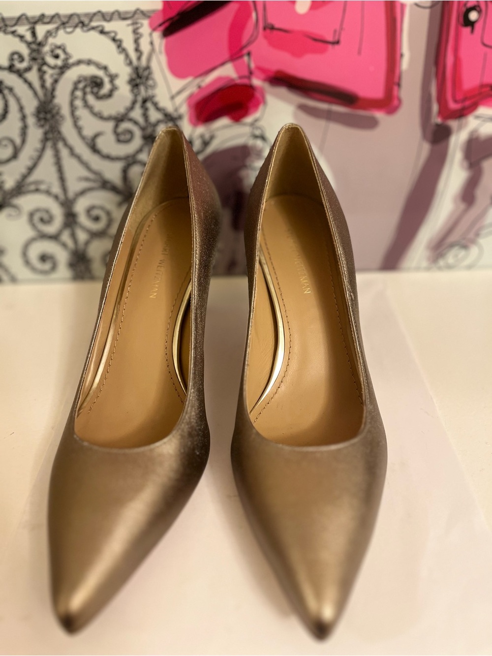 Stuart Weitzman Metallic Bronze Gold Pointed-Toe Pumps - Size 6.5B